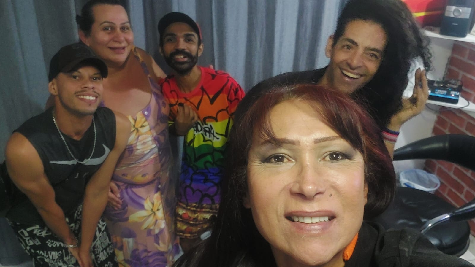 16ª Parada do Orgulho LGBTQIA+ de Itaquaquecetuba: Uma Celebração da Diversidade e Inclusão