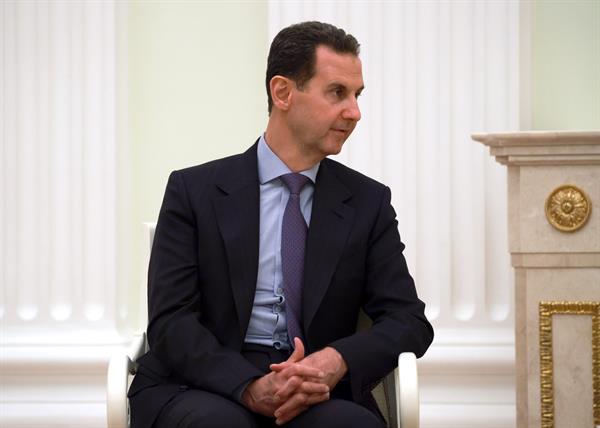 Líder da Síria pede à Rússia que entregue Assad e US$ 2 bilhões