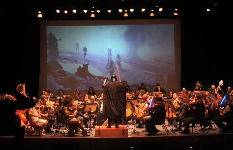 'Darth Vader' rege Orquestra Sinfônica do Espírito Santo