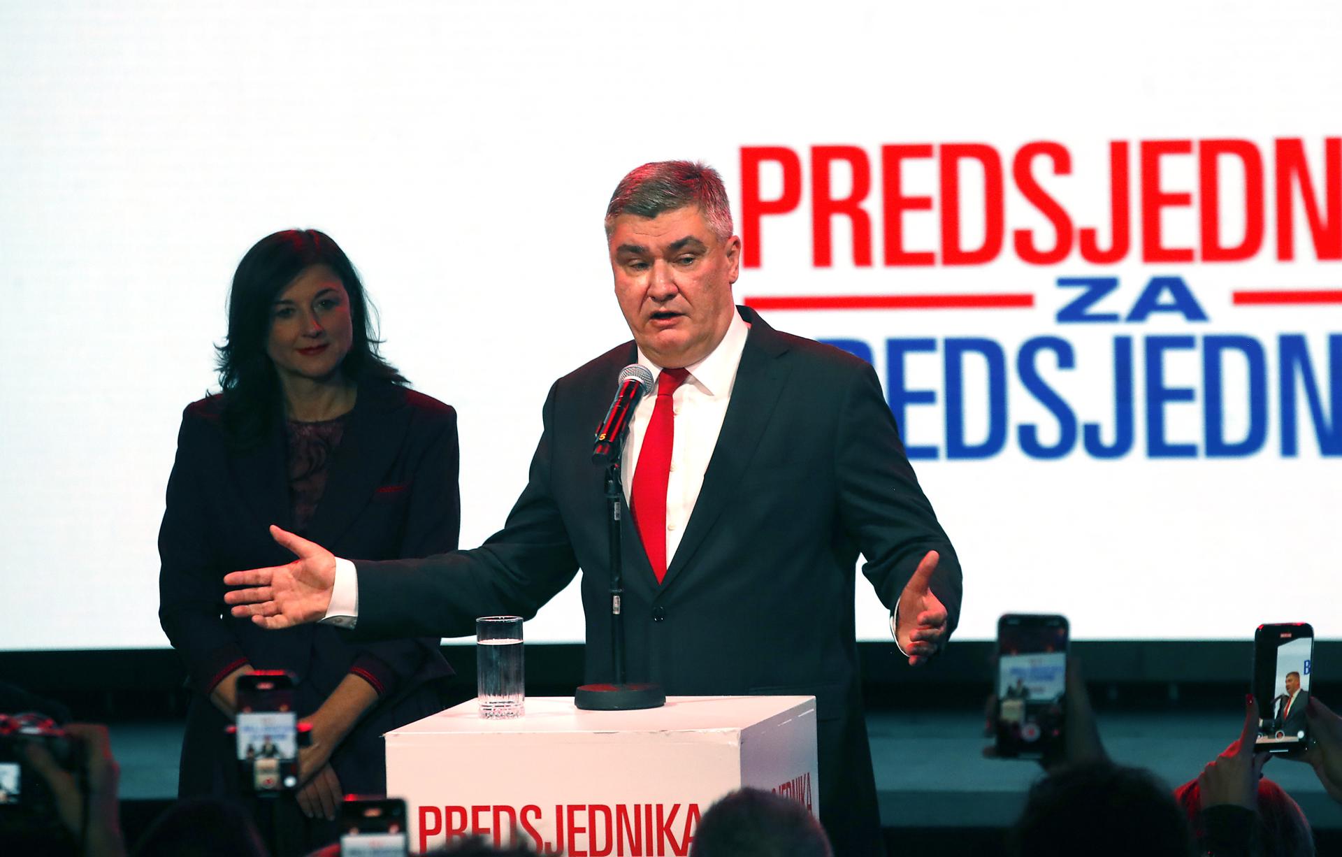 Populista Milanovic é reeleito presidente da Croácia