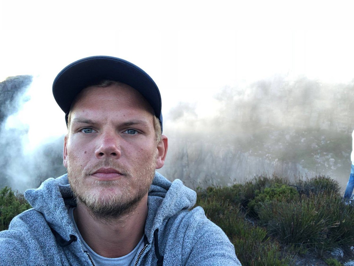 Avicii: causa da morte do DJ sueco foi suicídio, diz site