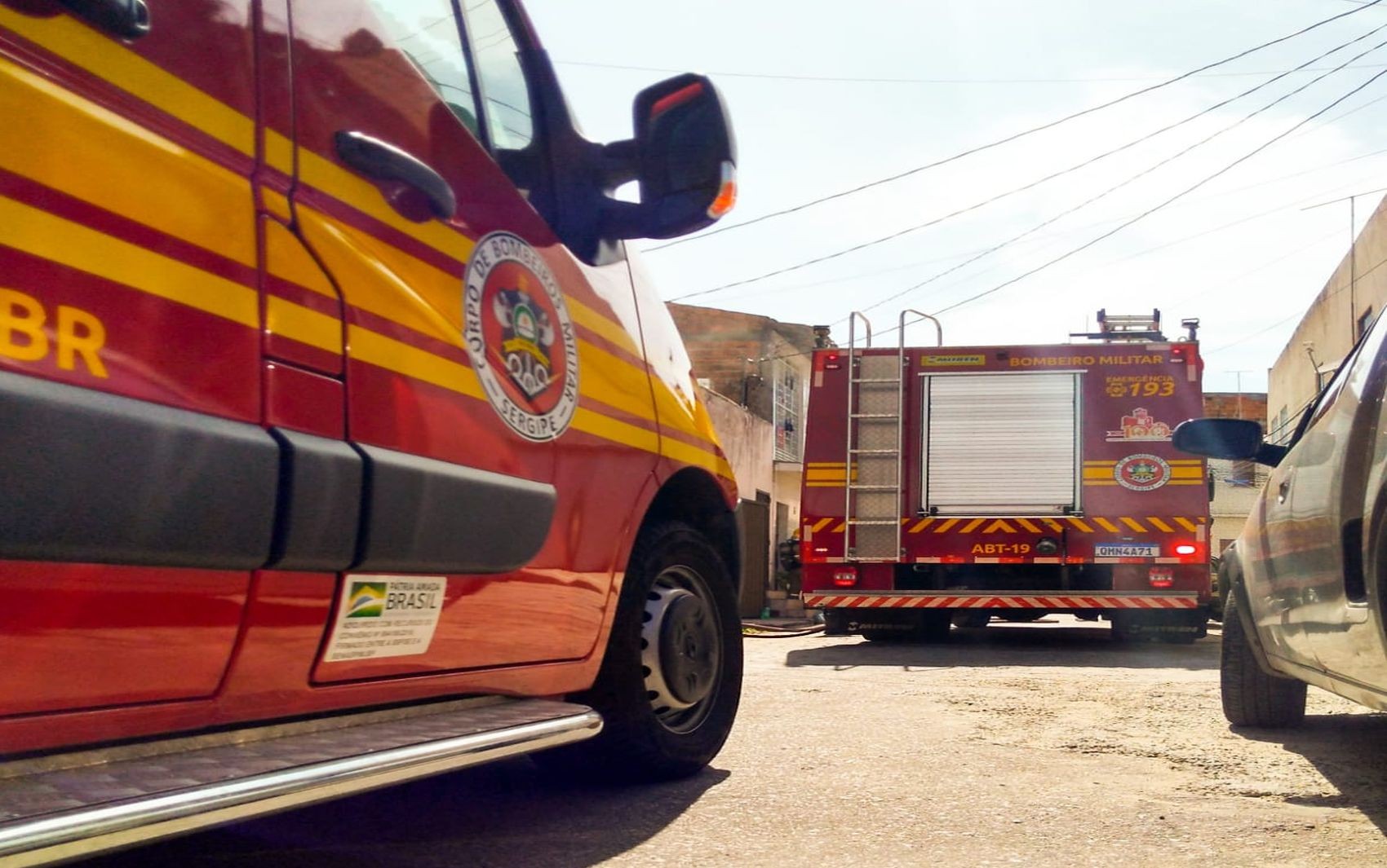 Incêndio atinge imóvel no Bairro Santos Dumont em Aracaju