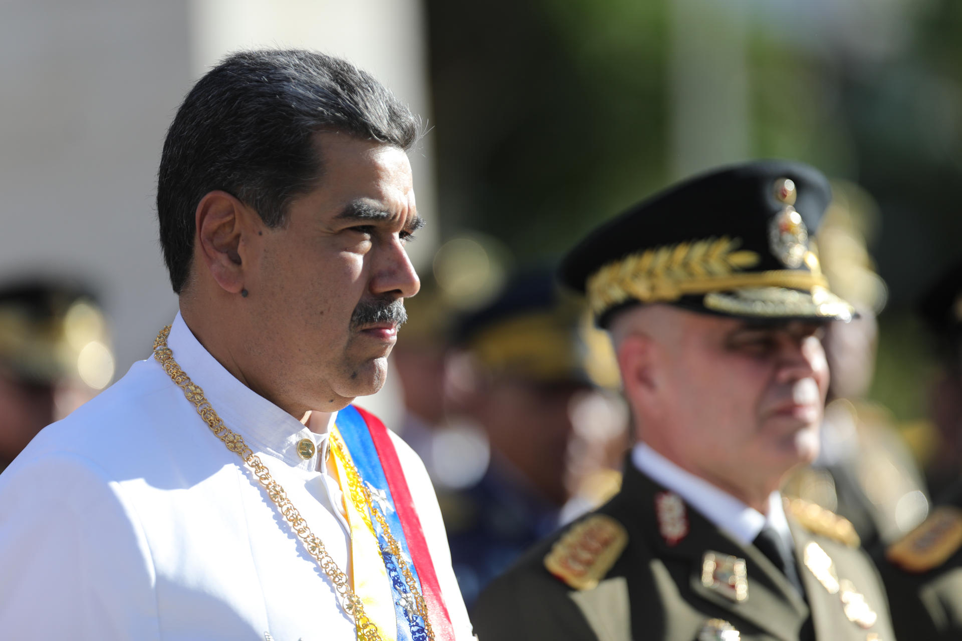 Maduro impede entrada de remédios em embaixada argentina