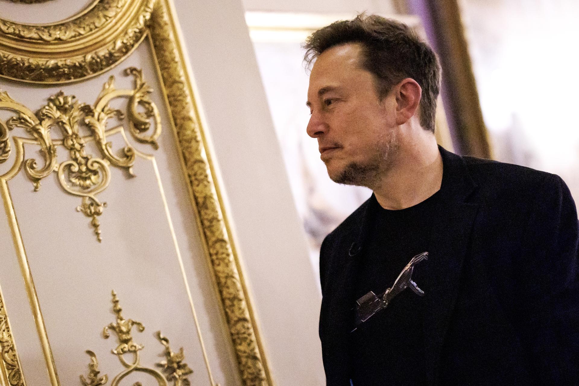 Musk defende liberdade em comício da direita alemã