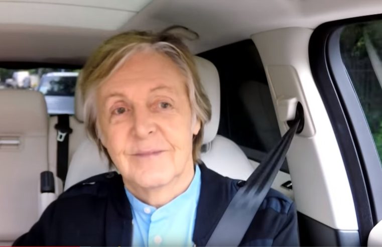 Paul McCartney canta hits e música recém-lançada em ‘karaokê’ dentro de carro em programa de TV | Pop & Arte