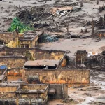 tragedia_em_mariana_0711150244_1.jpg