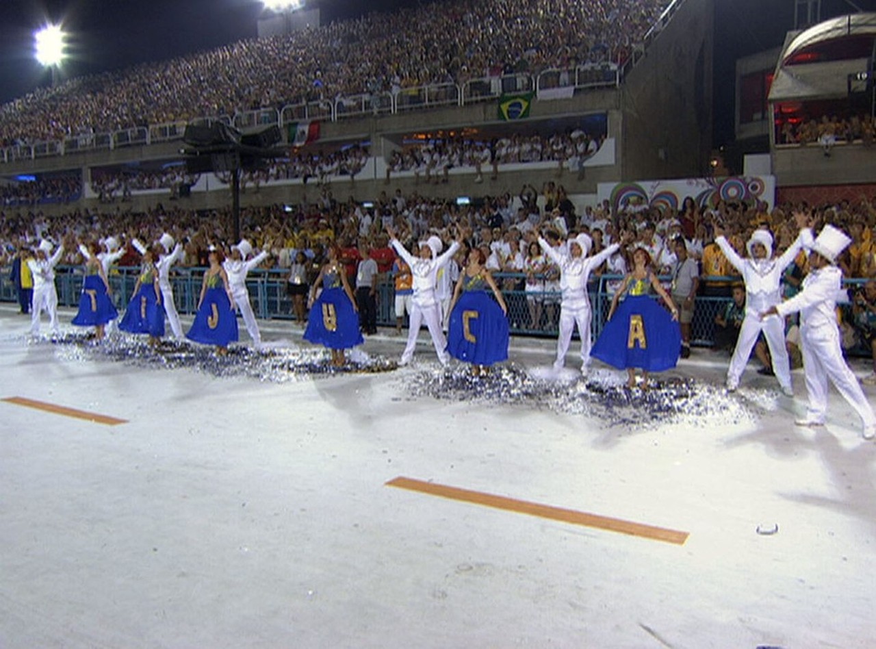 Títulos e momentos icônicos: irmãs coreógrafas completam 20 anos de carnaval em escolas diferentes