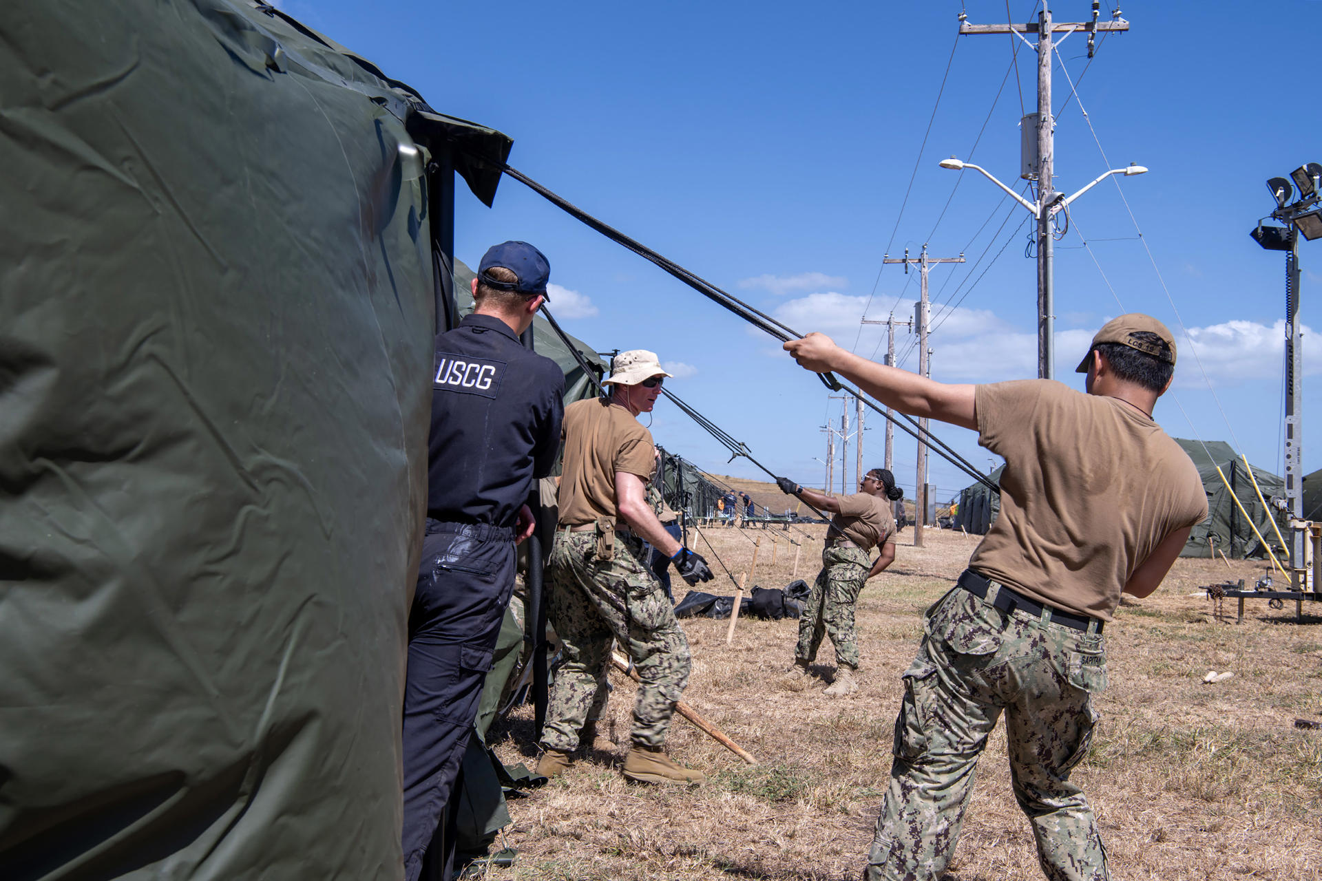 migrantes enviados a Guantánamo eram do Tren de Aragua