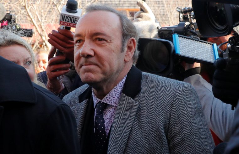 Kevin Spacey volta a ser acusado por violência sexual