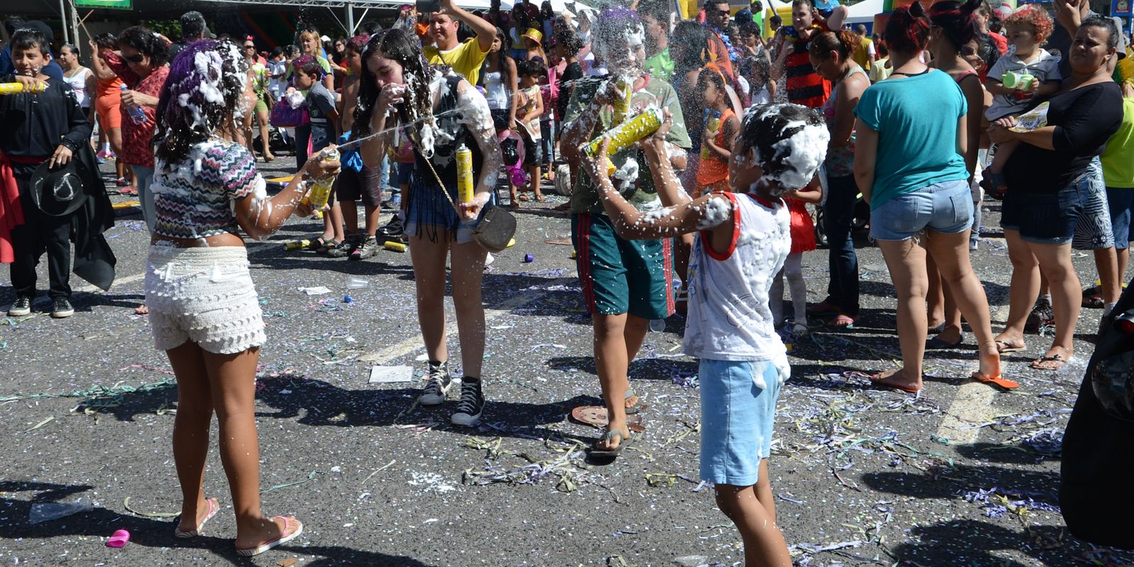 Campanha quer proteger crianças e adolescentes no carnaval