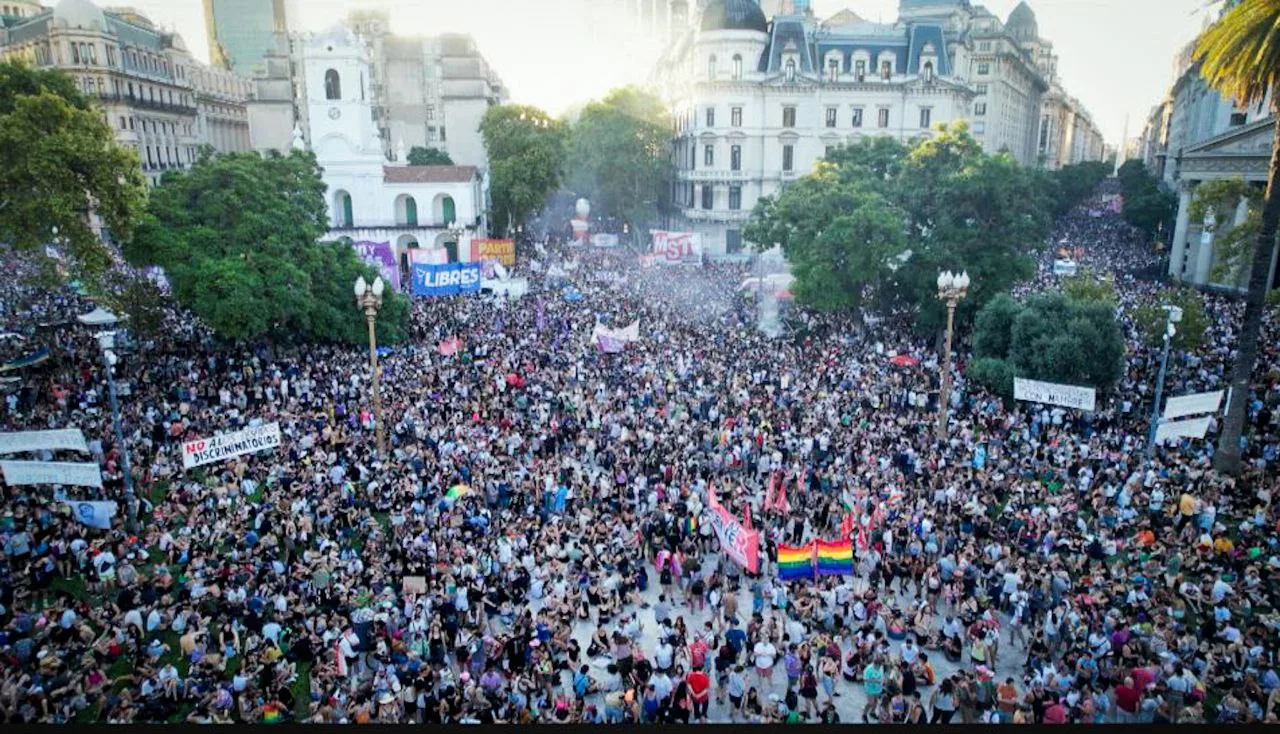 Argentina: Mais de um milhão vai às ruas em Marcha do Orgulho Antifascista e Antirracista