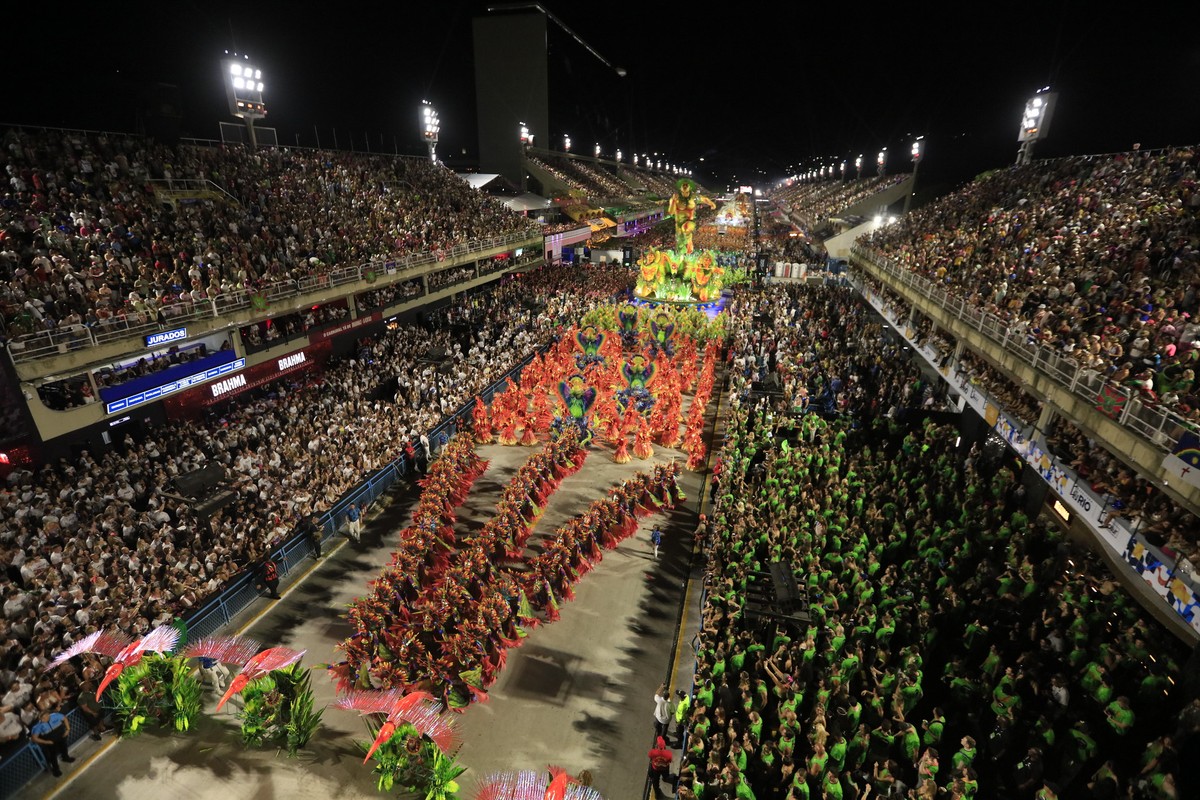 Desfiles do Grupo Especial: veja como foi a 1ª noite