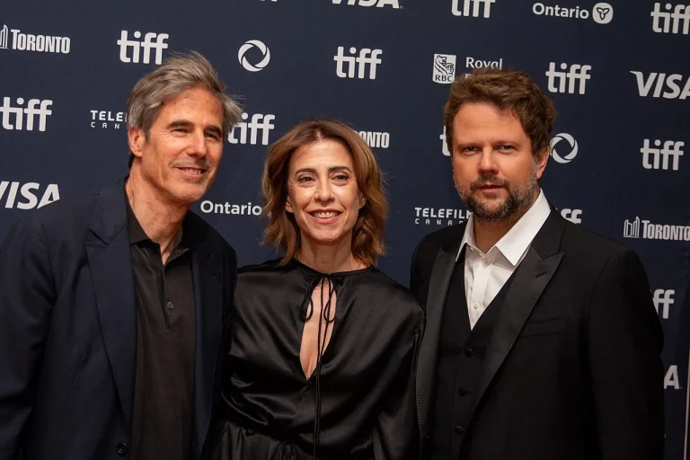 Walter_Salles_Selton_Mello_Fernanda_Torres_at_the_2024_Toronto_International_Film_Festival-jpg.webp.webp