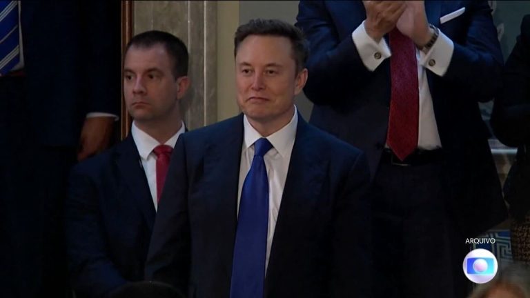 13640883.jpg