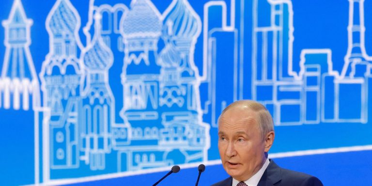 2025-03-18t180615z_1_lynxmpel2h103_rtroptp_4_russia-business-putin.jpg