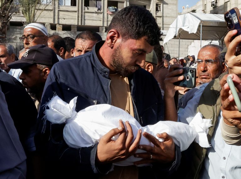 2025-05-03t090358z-2117528136-rc25aeaktv2l-rtrmadp-3-israel-palestinians-gaza.jpg
