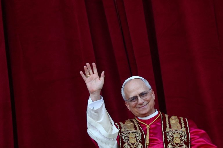 2025-05-08t193500z-1166060687-rc2tdeaglspb-rtrmadp-3-pope-succession-leo.jpg
