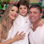 medica-paula-domingues-com-o-filho-e-marido.-foto-luciana-pacheco.jpg