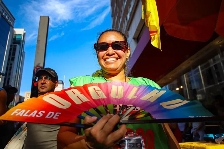 055_Parada-LGBT-Lucas-Martins-9-jpg.webp.webp