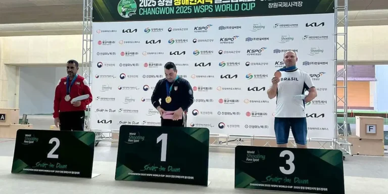 alexandre_basso_bronze_tiro_paralimpico_2025.jpg
