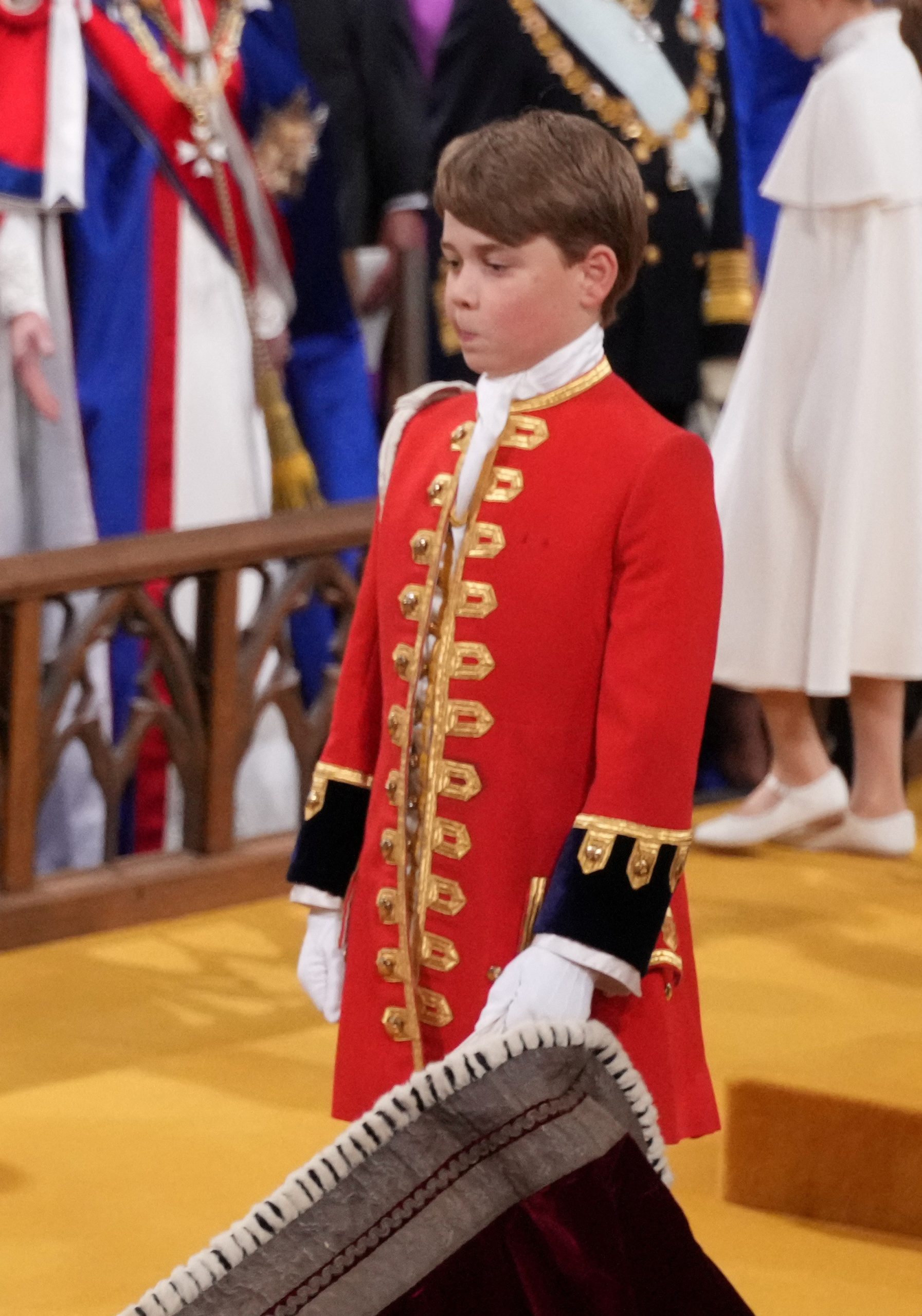 2023-05-06t102156z-7180108-rc2ys0a8wqj3-rtrmadp-3-britain-royals-coronation.jpg