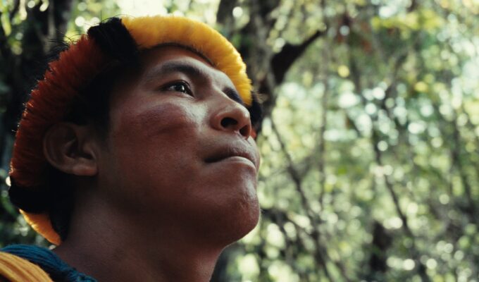 Documentário que coloca a Amazônia no centro da história estreia em quatro estados brasileiros