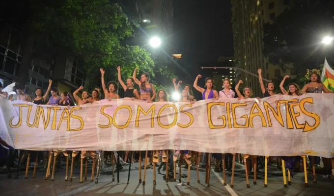 Formação e redes de apoio ajudam novas candidatas a entrar e permanecer na política