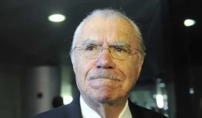 Sarney é internado no Sírio-Libanês, em São Paulo, para tratar pneumonia; quadro é ‘estável’