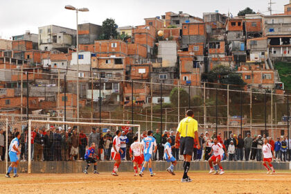  Como o futebol de várzea movimenta a economia local? 