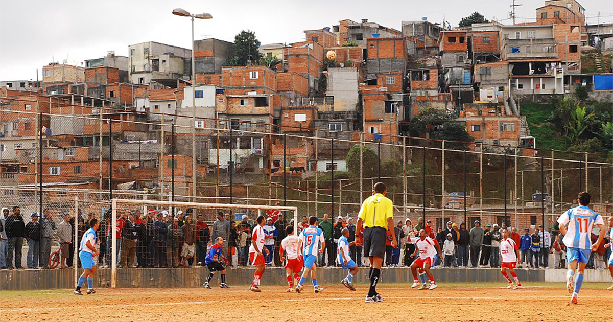  Como o futebol de várzea movimenta a economia local? 