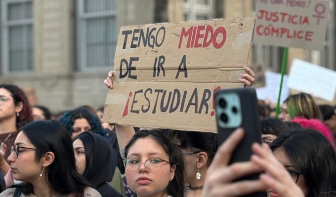 “Estudamos para salvar vidas”: tentativa de feminicídio mobiliza universitárias no Uruguai