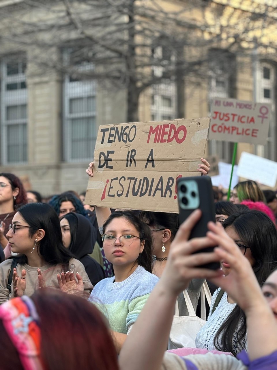 “Estudamos para salvar vidas”: tentativa de feminicídio mobiliza universitárias no Uruguai