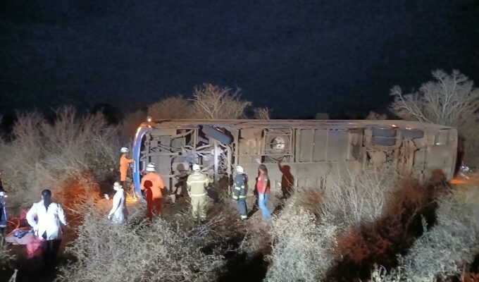 Acidente com ônibus deixa 7 mortos e 13 feridos na Bahia
