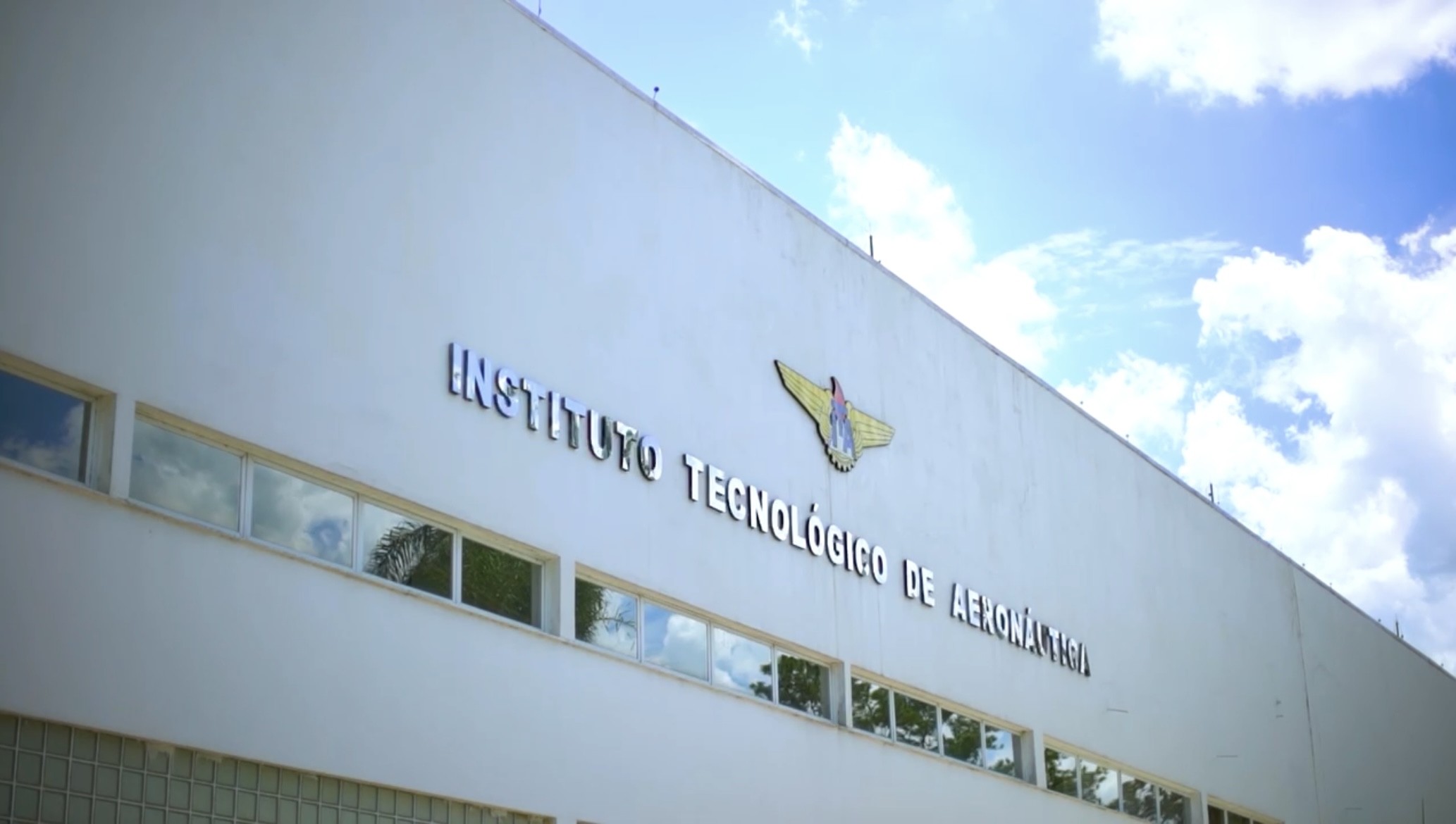 Primeira fase do vestibular do ITA: 9,5 mil candidatos prestam prova neste domingo (27) em 25 cidades