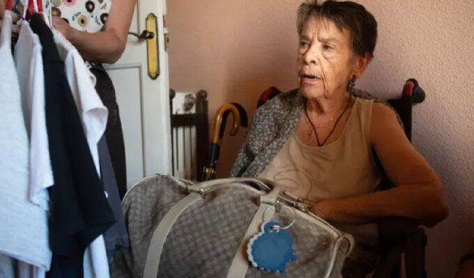 Como opera a empresa por trás de despejo de idosa de 87 anos na Espanha