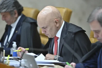 Avaliação negativa do STF sobe para 47% e bate recorde, aponta Datafolha