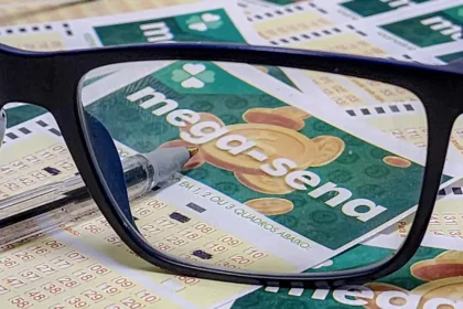 Mega-Sena acumula para R$ 52 milhões; veja os números sorteados