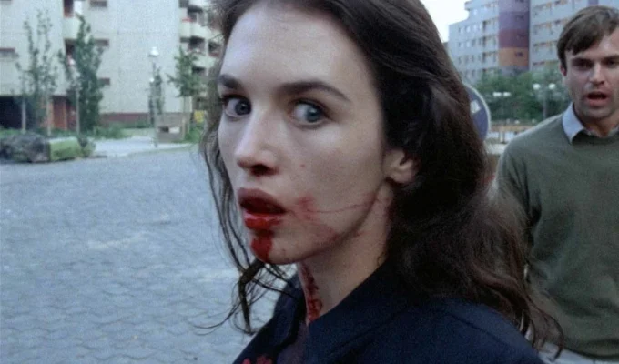 Carne, Sangue e Maternidade: Como o cinema faz do corpo feminino o seu maior monstro