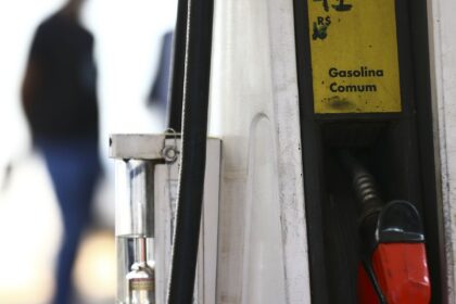 Fiscalização é reforçada para conter alta dos combustíveis