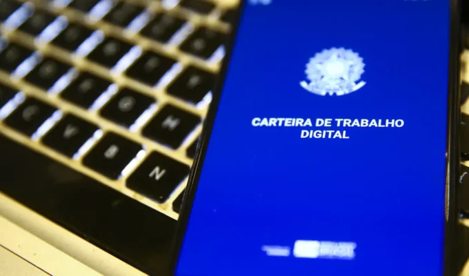 Taxa de desemprego cai para 5,3%, a menor para o trimestre até agosto
