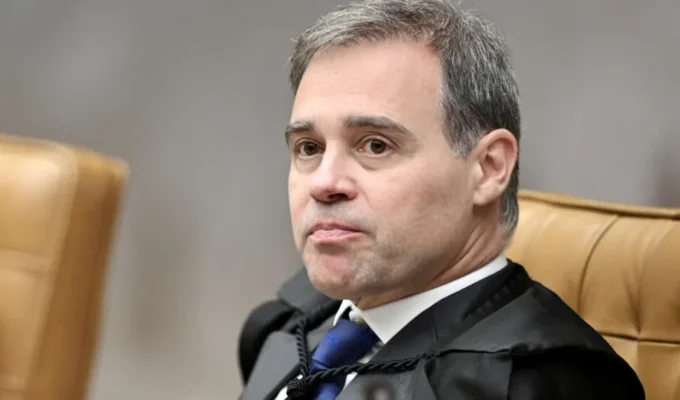 Paulinho da Força pede afastamento de Kassio e Mendonça de ações sobre propaganda no TSE