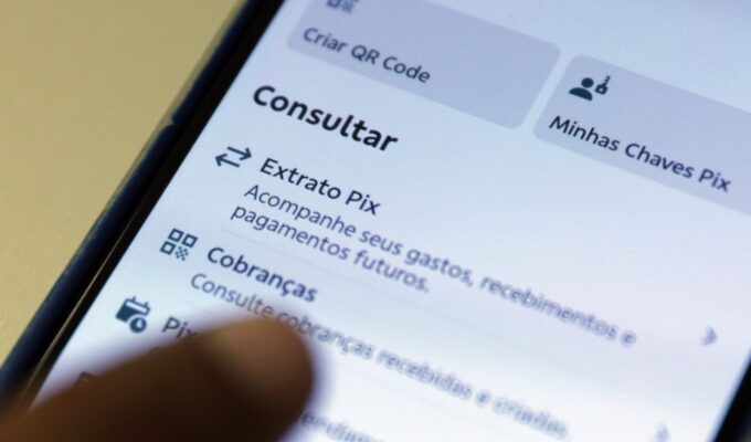 Número de transações com Pix caem 10% após proibição de bets