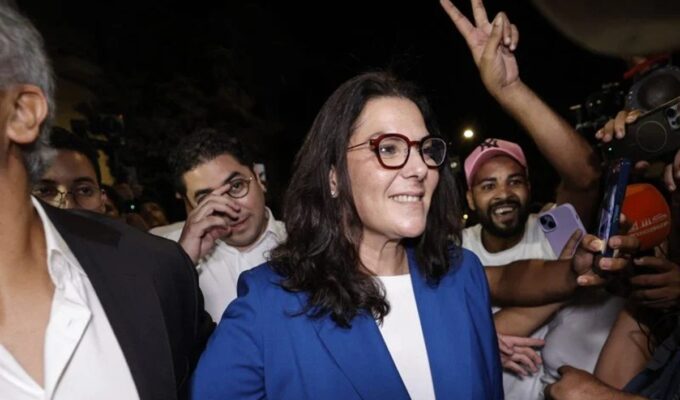 Rei do Marrocos nomeia primeira mulher para chefiar governo