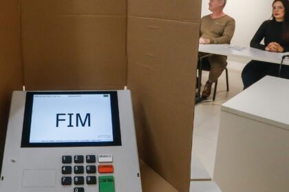 Novas tecnologias levam Justiça Eleitoral a reforçar regras de votação