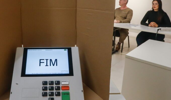 Novas tecnologias levam Justiça Eleitoral a reforçar regras de votação