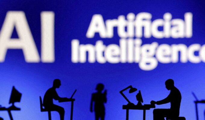 Autorregulação da IA de Trump é carta branca a big tech, diz professor