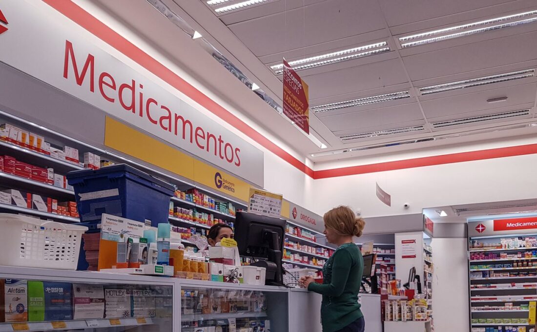 Mudanças na emissão e no controle de receitas médicas entram em vigor