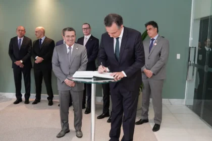 Rodrigo Pacheco toma posse como ministro do TCU