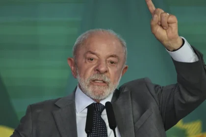Se depender da minha vontade, vamos acabar com as bets no Brasil, diz Lula
