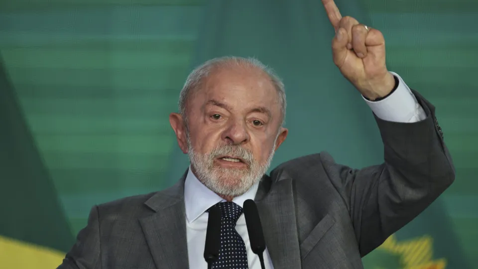 Se depender da minha vontade, vamos acabar com as bets no Brasil, diz Lula